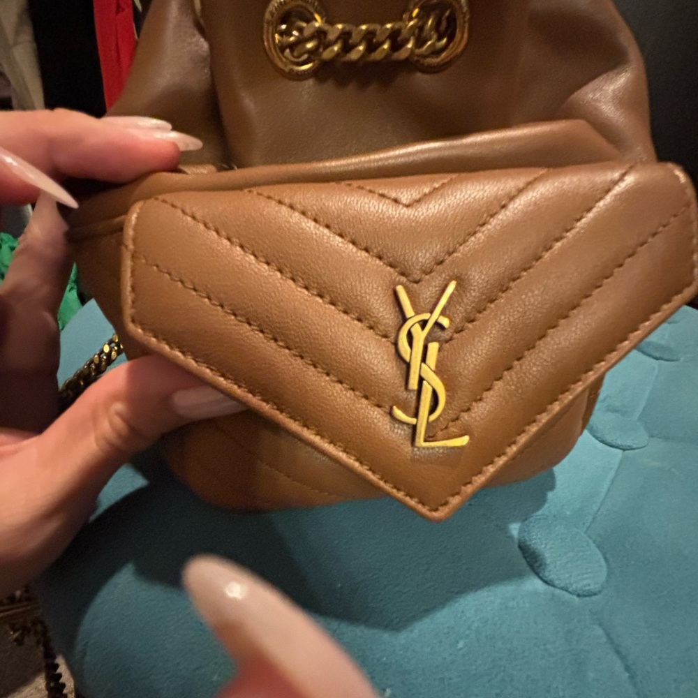 Saint Laurent Tan Leather Bucket Bag - Picture 5 of 14